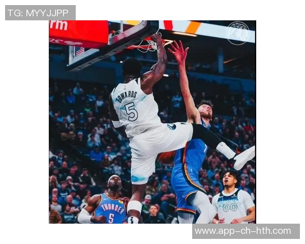 震撼全场的NBA十大残暴隔扣瞬间回顾让你感受篮球的极致激情与力量